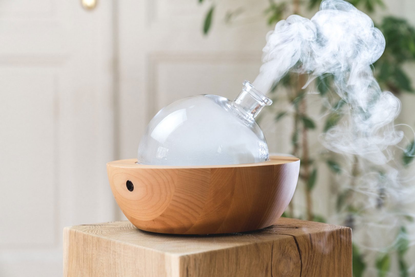 The Aura Wood Grain Essential Oil Diffuser